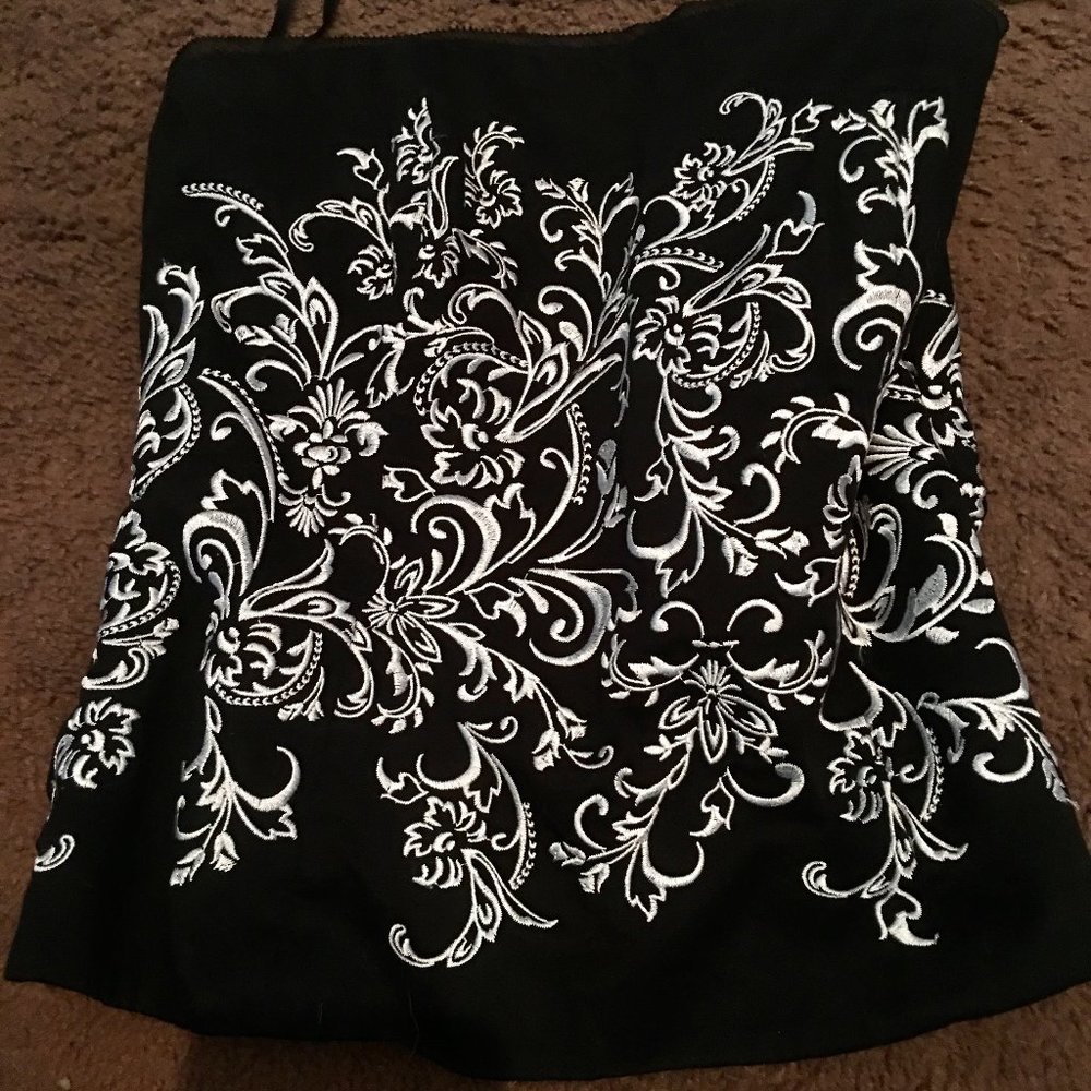 Strapless Halter Top Size 4 WH/BM